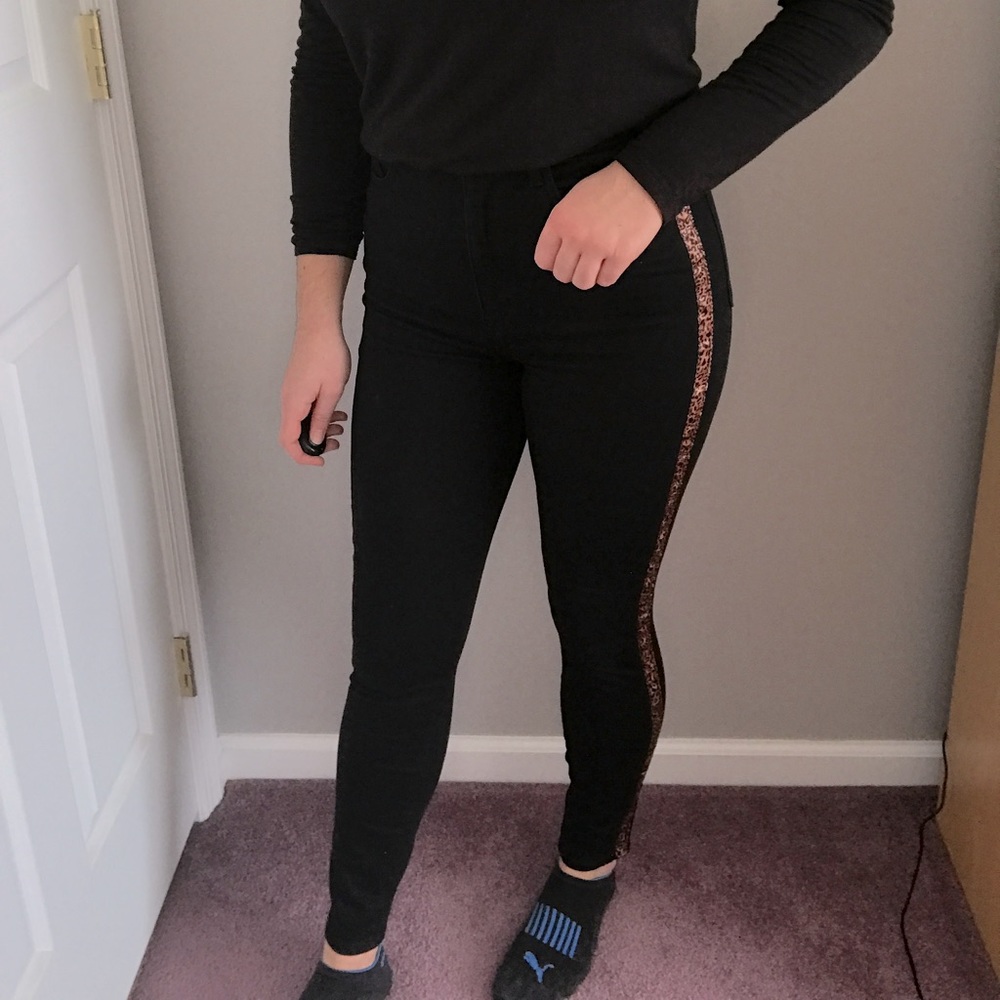 Forever 21 Black & Cheetah High Rise Skinny Jeans